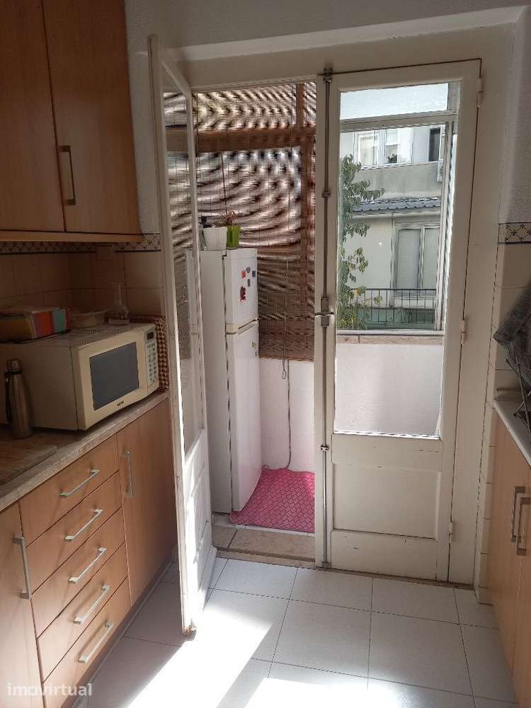 Apartamento T2 junto à Av. de Roma - Grande imagem: 5/10