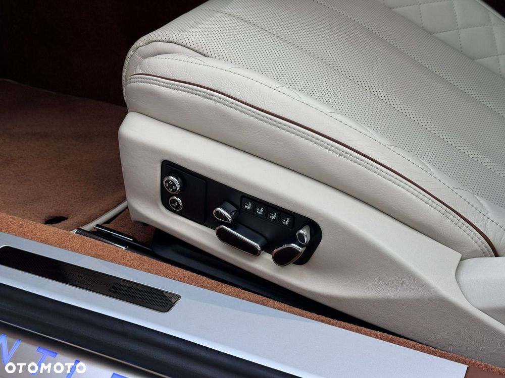 Bentley Continental GT - 22