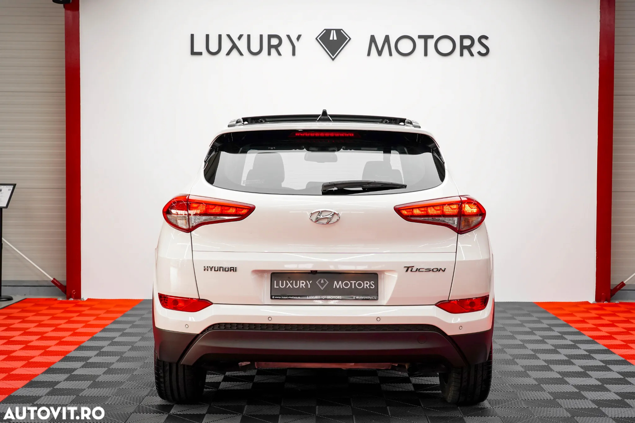 Hyundai Tucson blue 1.7 CRDi 2WD DCT Premium - 12
