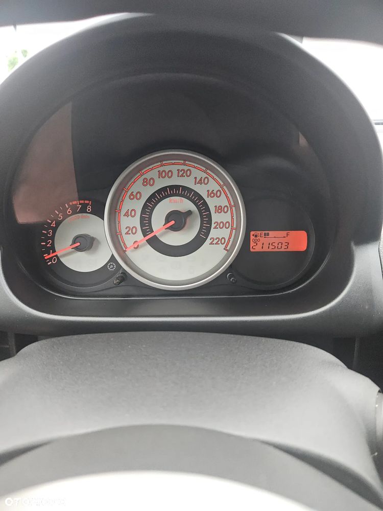 Mazda 2 - 26