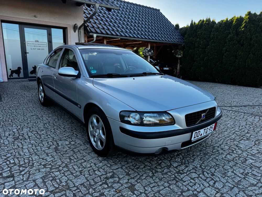Volvo S60 2.4 Summum - 3