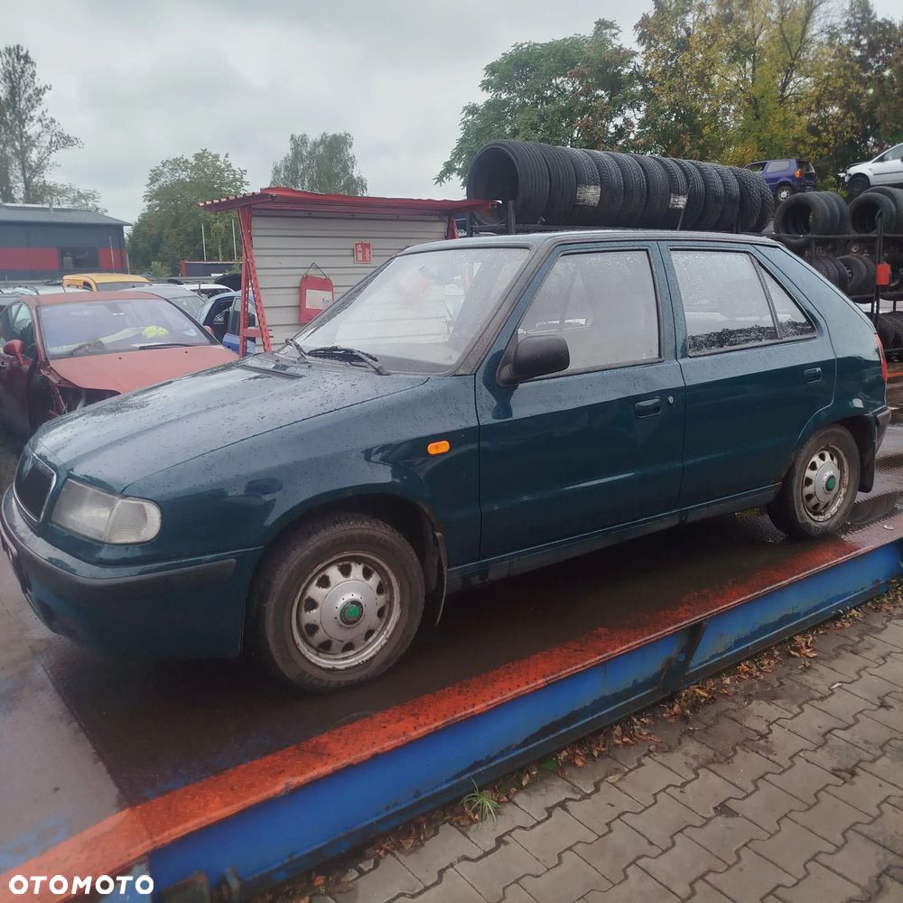 Skoda Felicia na części - 3