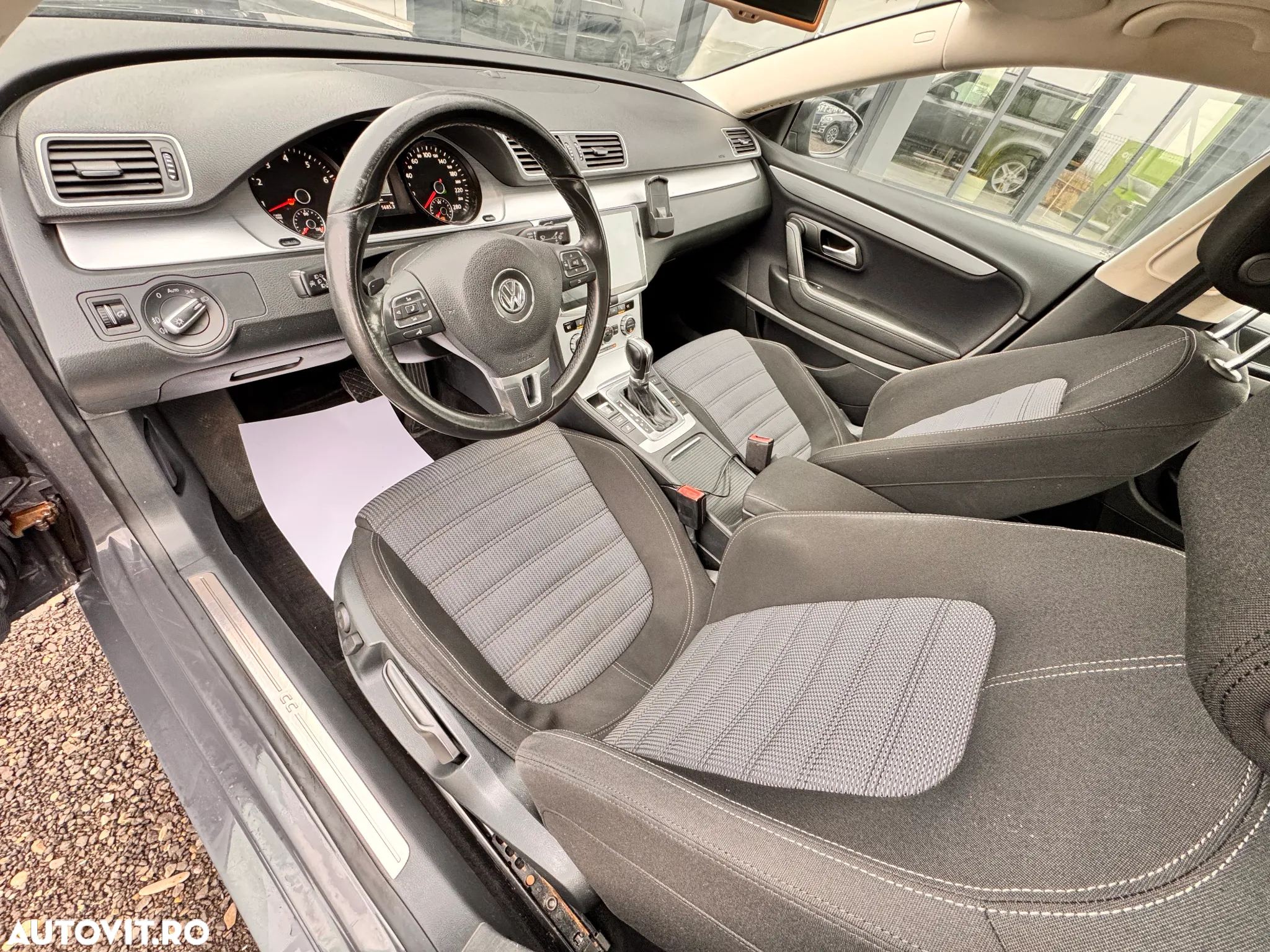 Volkswagen Passat CC - 10