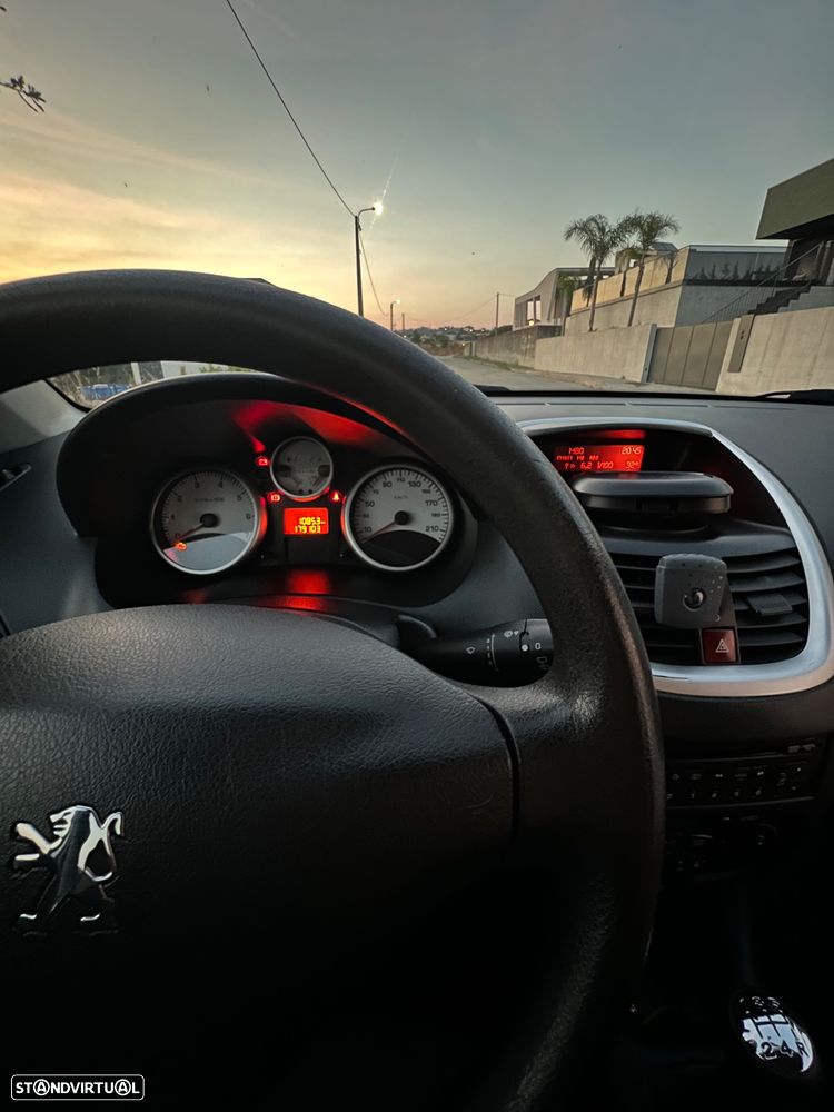 Peugeot 206+ 1.1 Trendy - 13