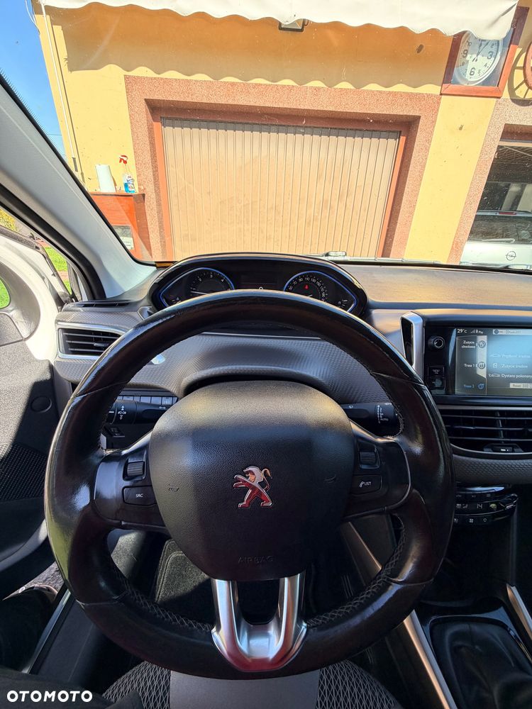 Peugeot 2008 e-HDi FAP 115 STOP & START Allure - 23