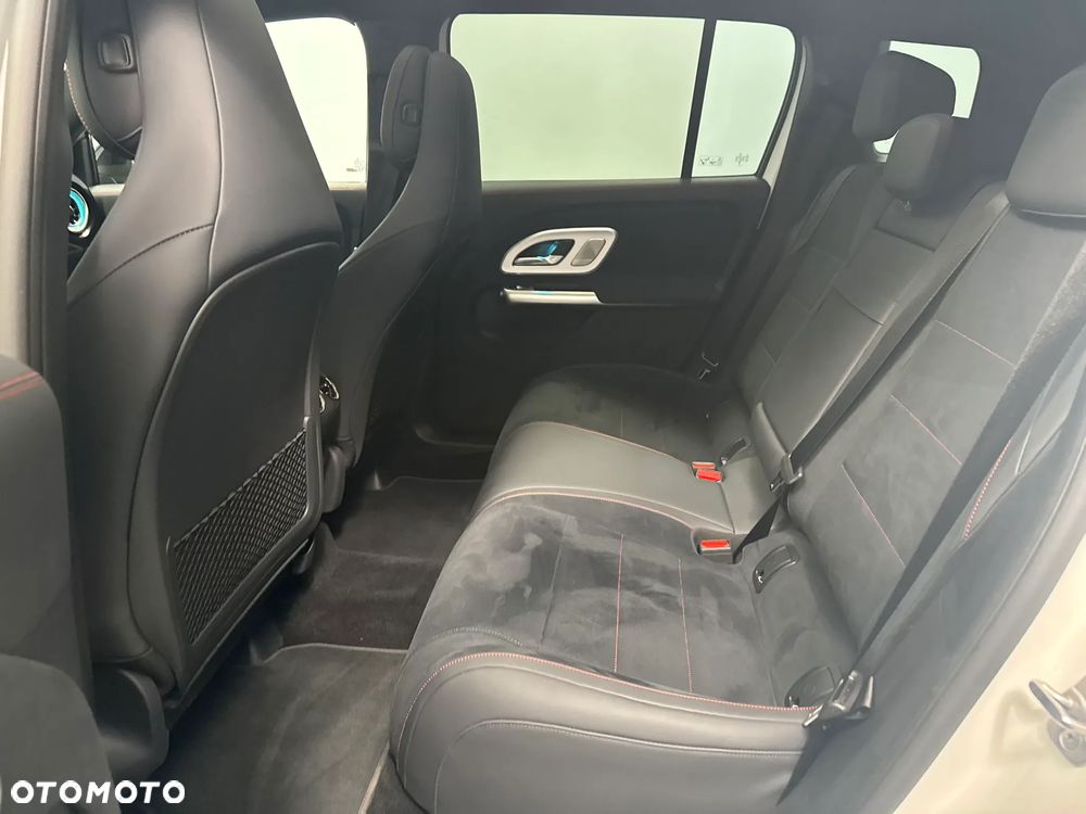 Mercedes-Benz GLB 220 mHEV 4-Matic 8G-eDCT - 24