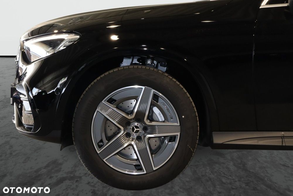 Mercedes-Benz GLC - 7