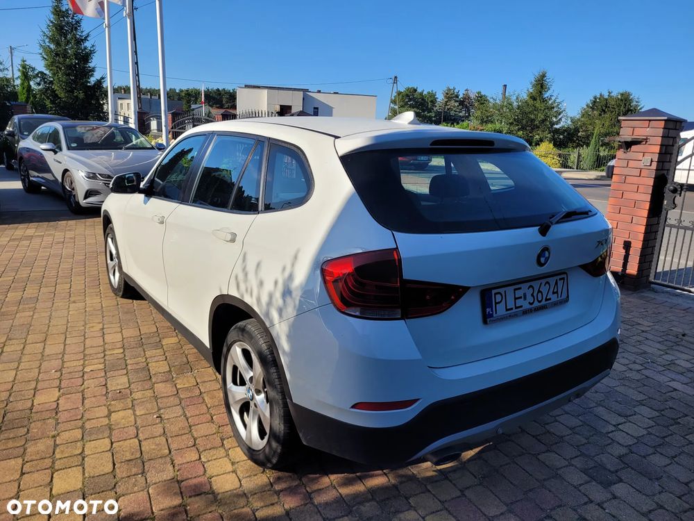 BMW X1 sDrive20d EfficientDynamics - 8