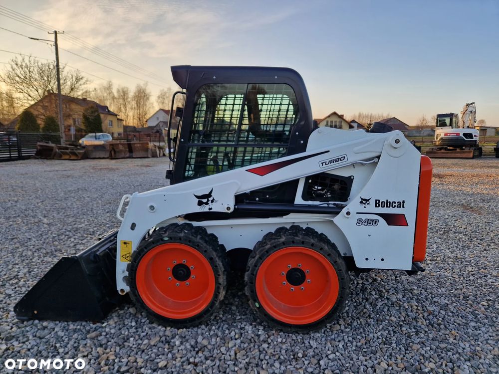Bobcat S450 - 1