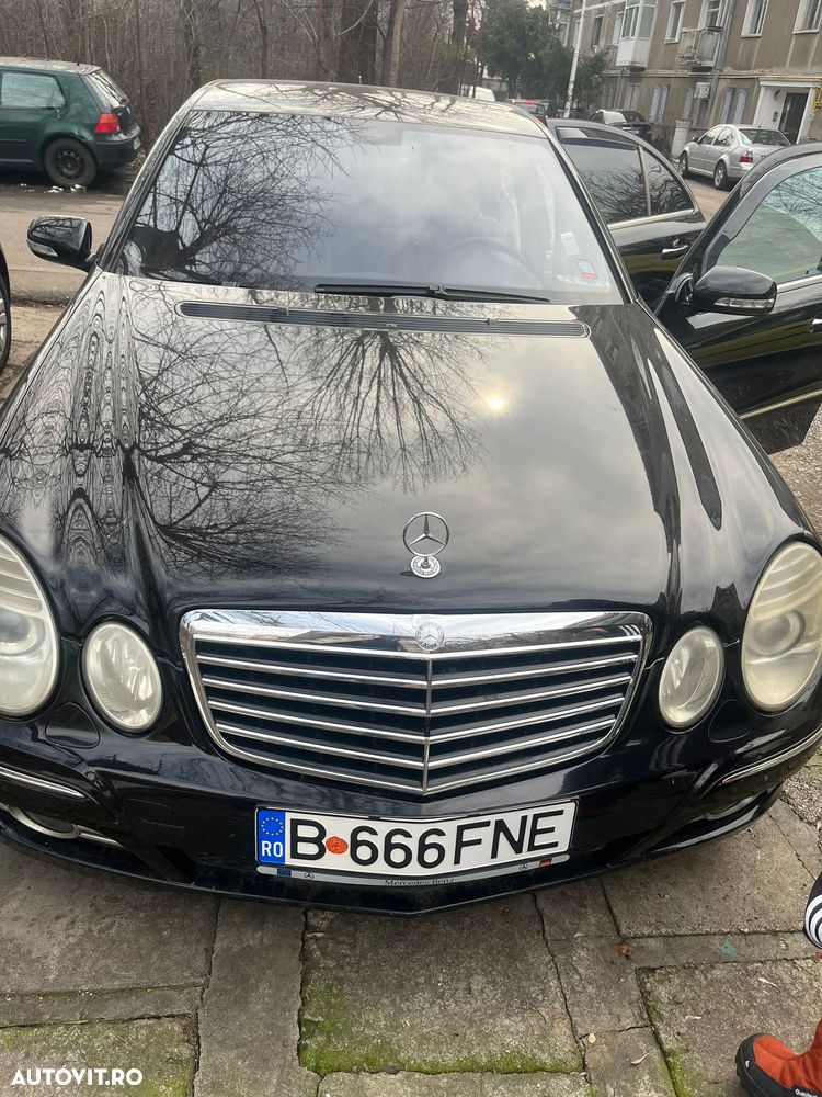 Mercedes-Benz E 320 CDI 7G-TRONIC Avantgarde - 1