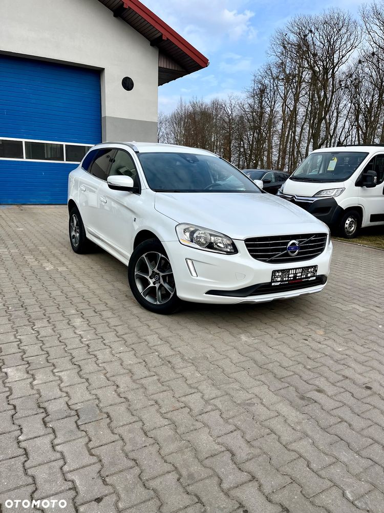 Volvo XC 60 D4 Drive-E Ocean Race - 16