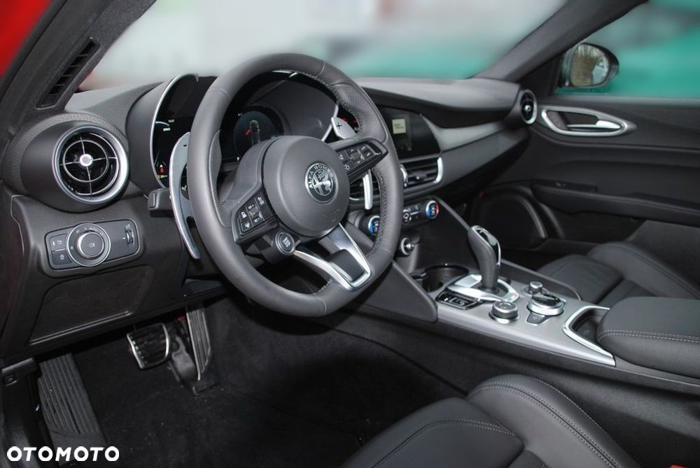 Alfa Romeo Giulia 2.0 Turbo Veloce Q4 - 9