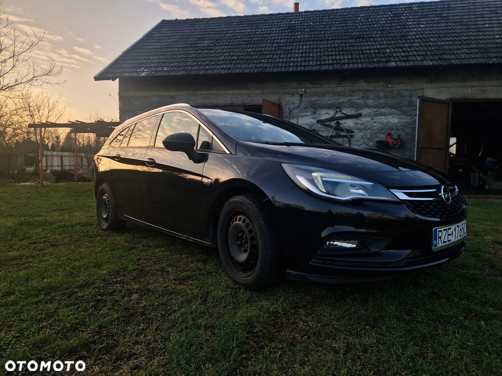 Opel Astra 1.4 T Elite - 4