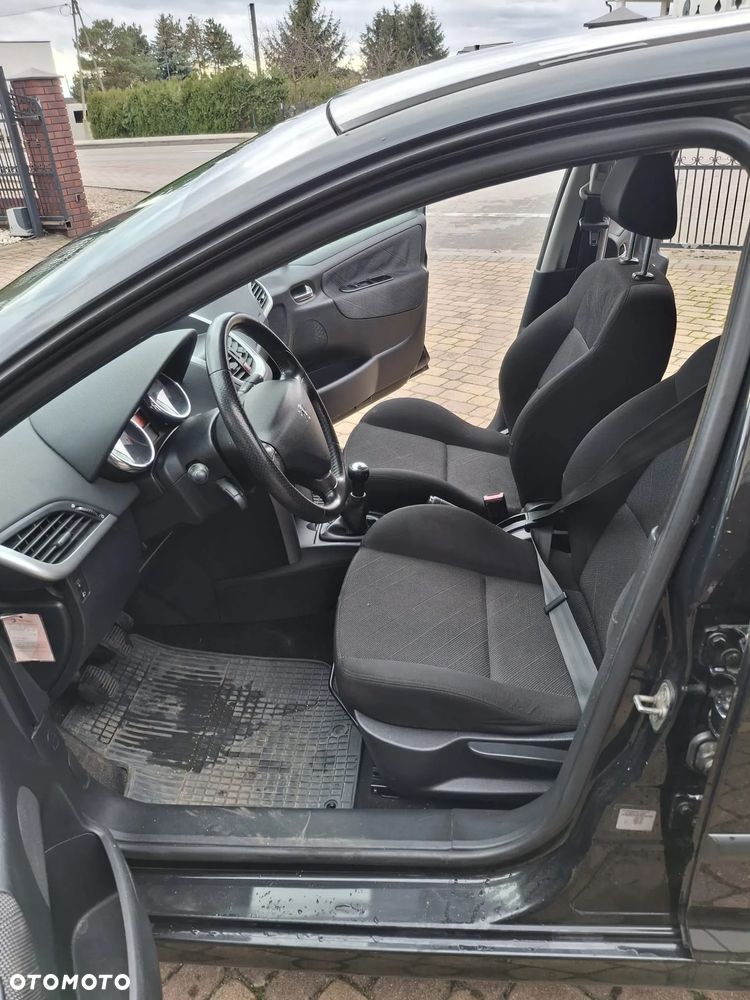 Peugeot 207 ver-1-6-16v-sporty - 8