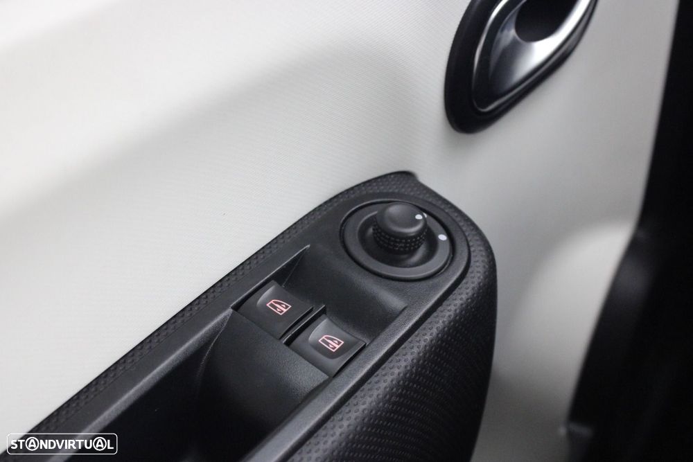 Renault Twingo - 23