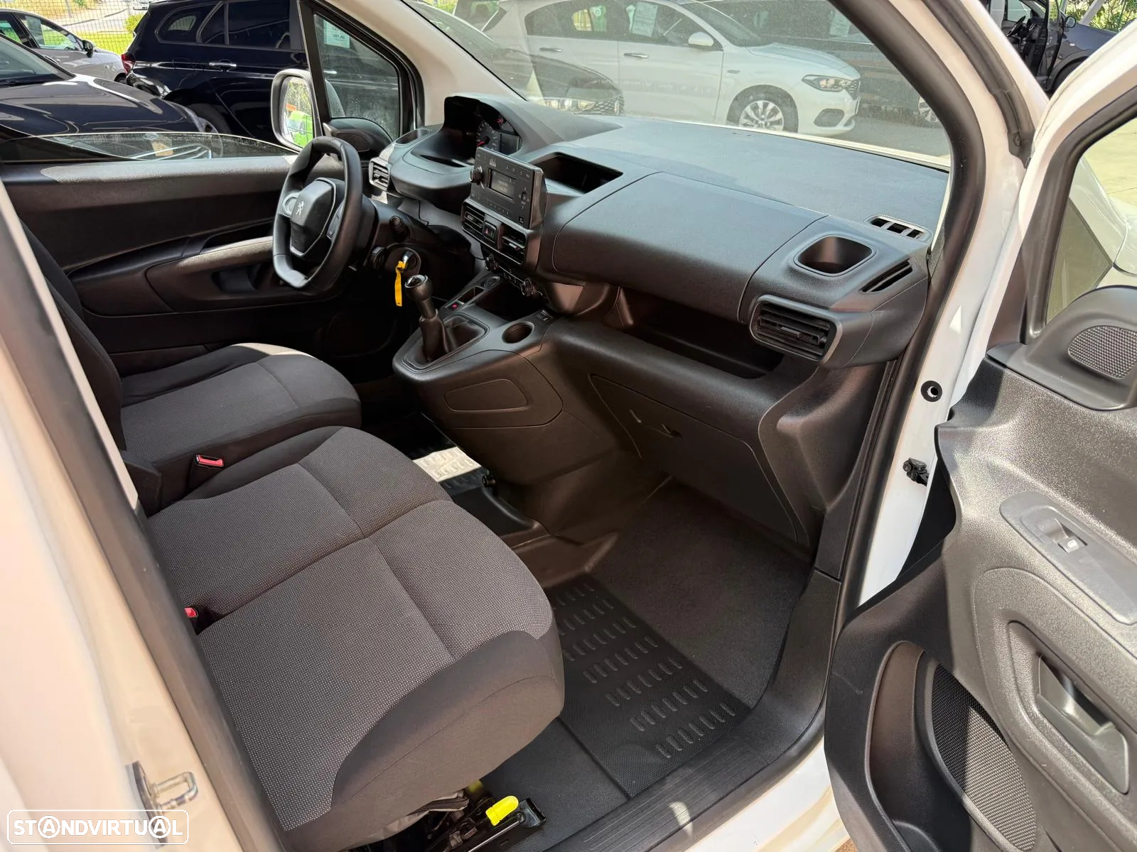 Peugeot Partner 1.6 BlueHDi Confort - 20