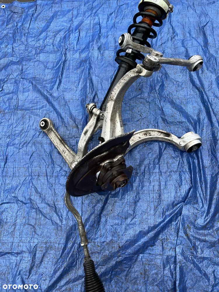 AUDI A4 B9 ZWROTNICA LEWY PRAWY PRZÓD ZAWIESZENIE 8W0407241 F 8W0407242 F 8W9031 D MCPHERSON ** - 10