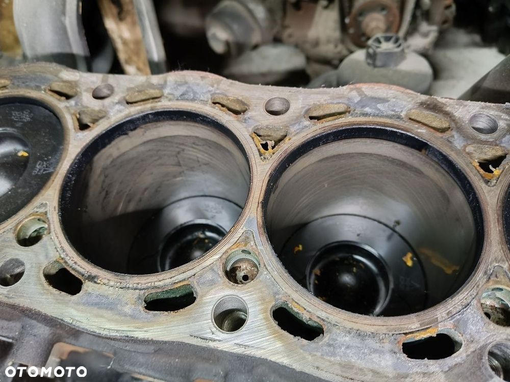 Blok wał tłoki dół silnika 2.0 HDI 136 km rhr Peugeot Citroen ford - 4