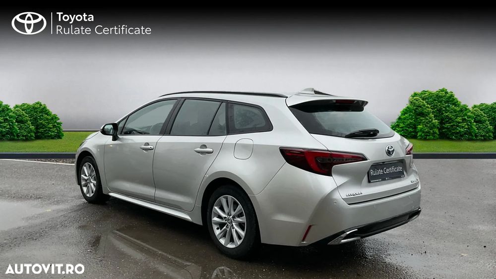Toyota Corolla TS 1.8 HSD Dynamic - 7
