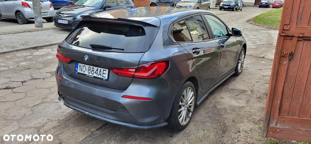 BMW Seria 1 - 22
