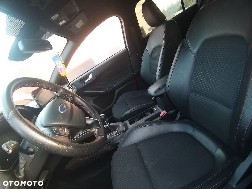 Ford Focus 1.0 EcoBoost ST-Line Business - 8