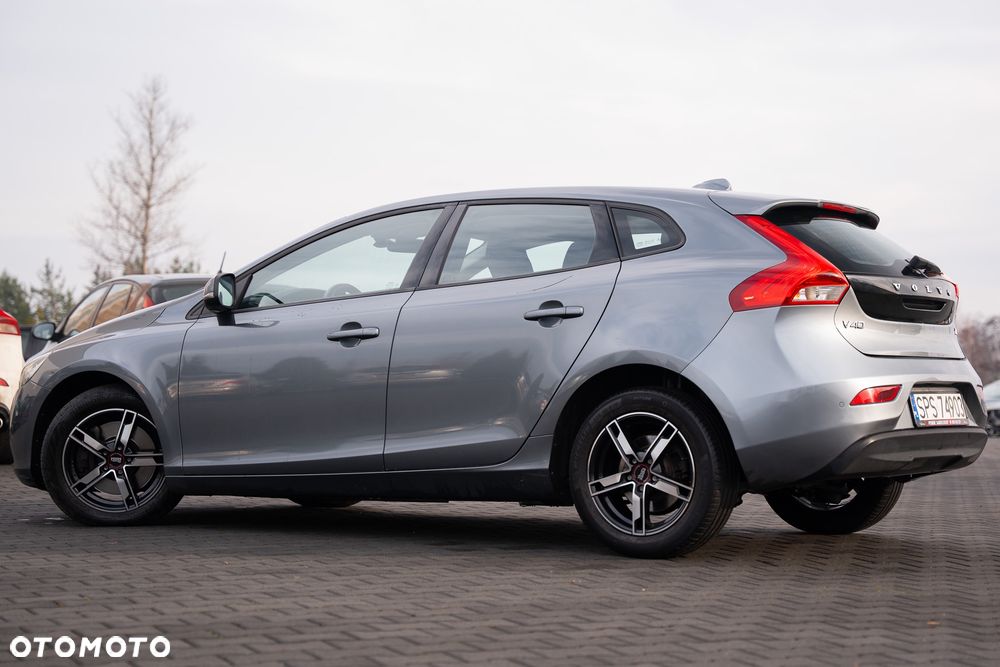 Volvo V40 D2 Geartronic Momentum - 14