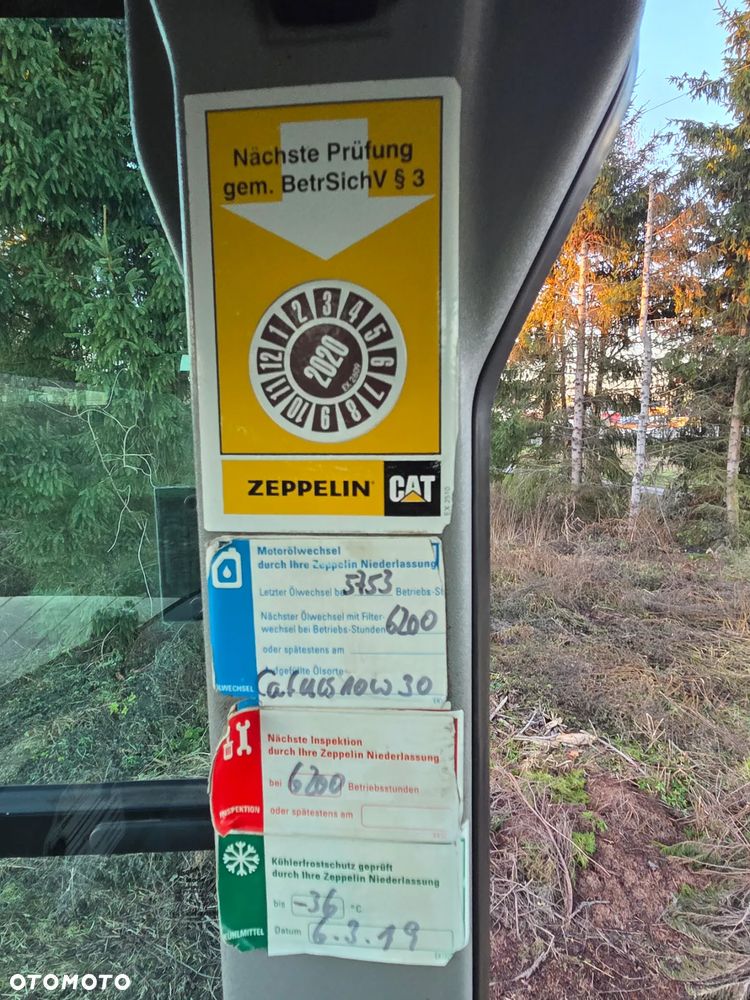 Caterpillar 926M - 30