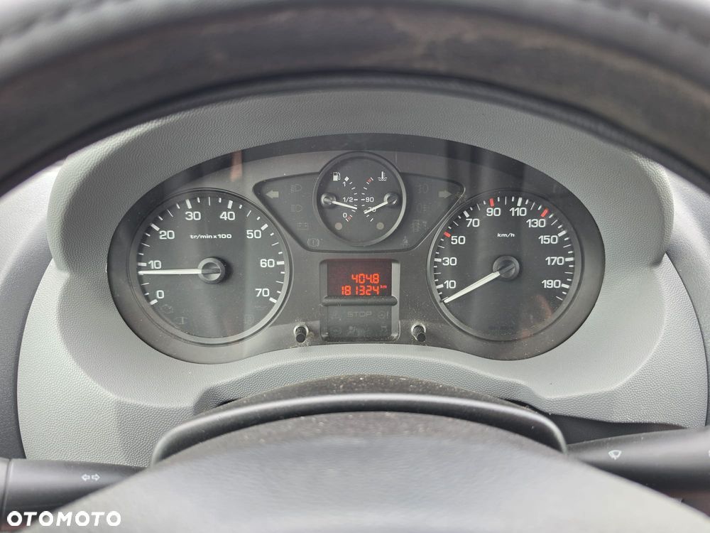 Peugeot EXPERT - 18