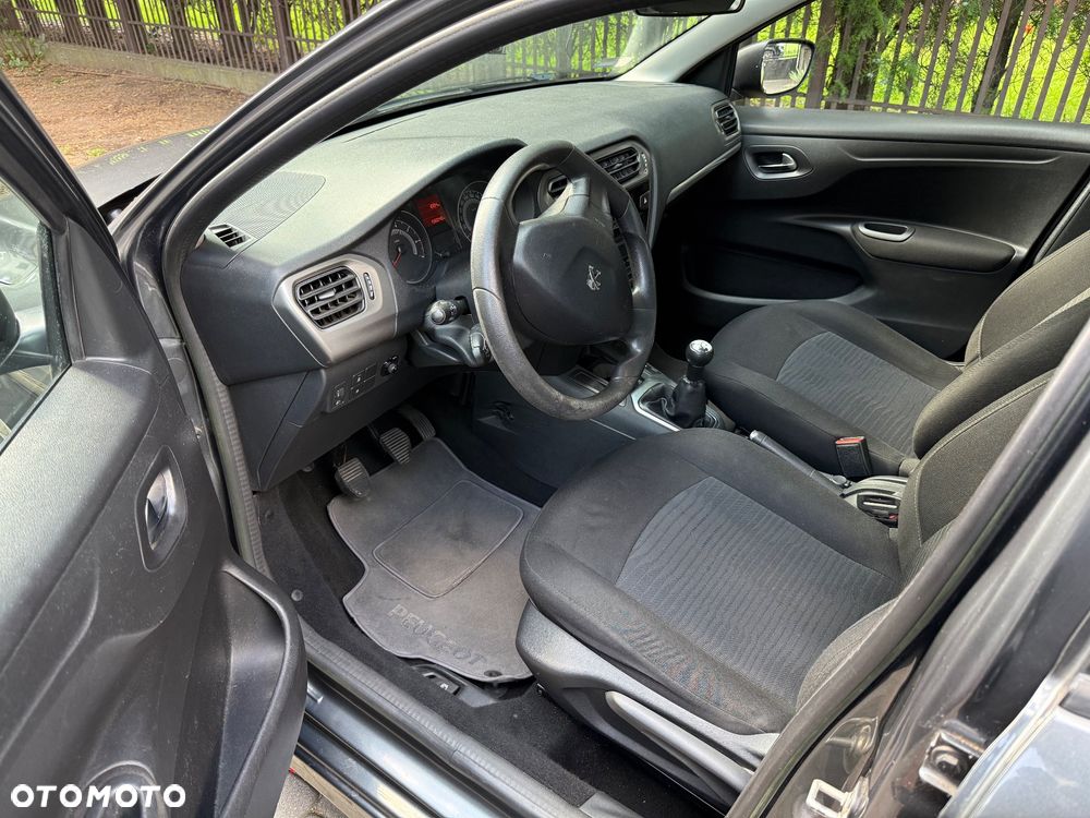 Peugeot 301 1.6 VTi Active - 12