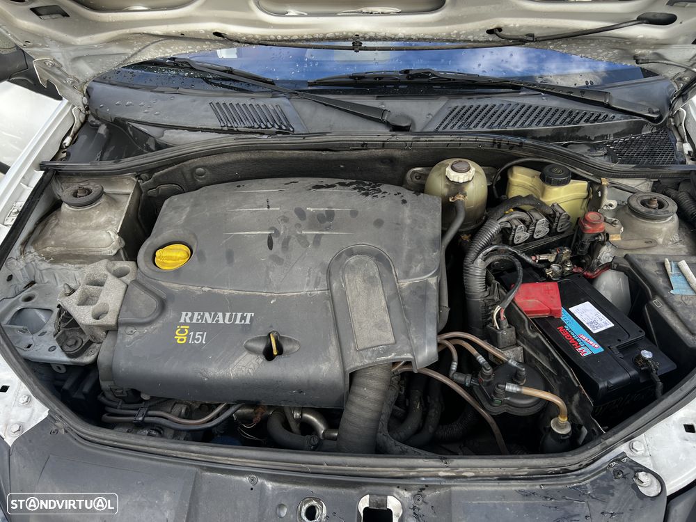 Renault Clio 1.5 dCi Extreme - 17