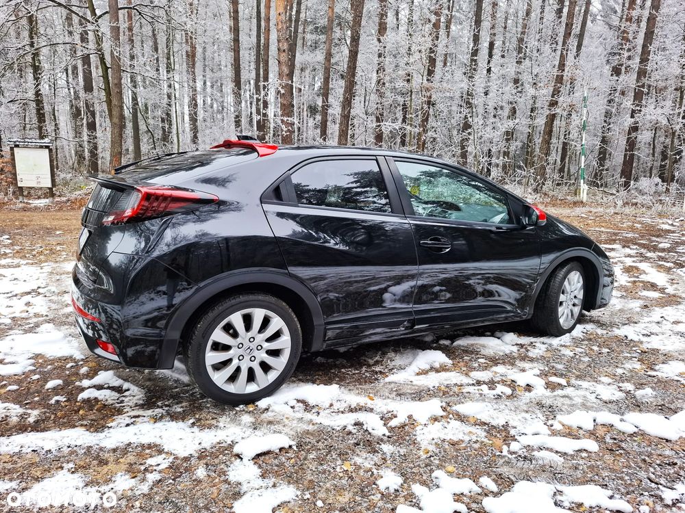 Honda Civic 1.8 i-VTEC Sport - 21