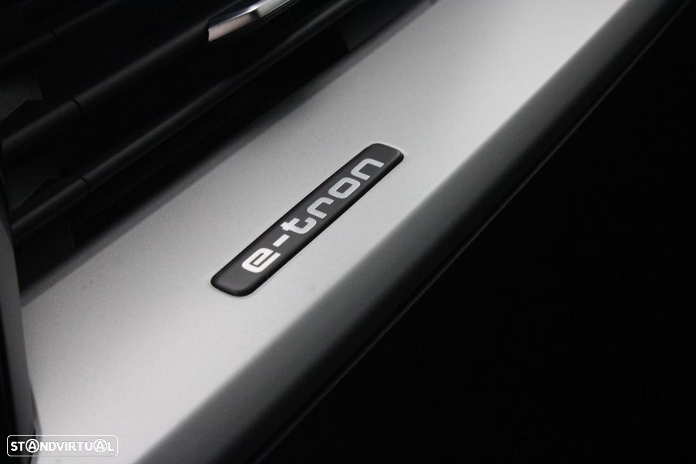 Audi Q4 e-tron 40 82 kWH - 27