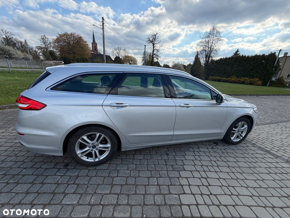 Ford Mondeo 2.0 TDCi Titanium PowerShift - 8