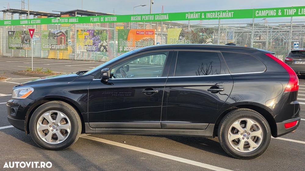 Volvo XC 60 D5 AWD - 12