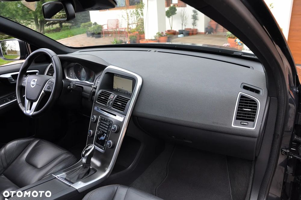 Volvo XC 60 - 22