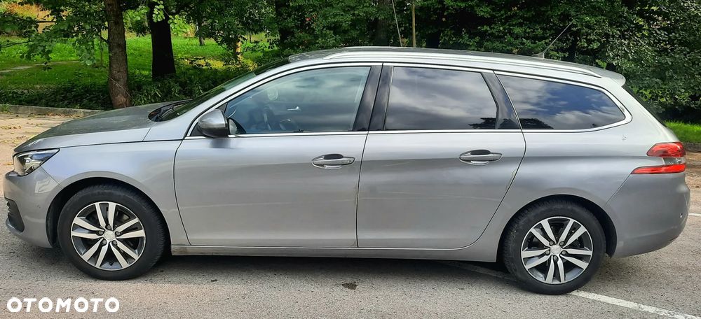 Peugeot 308 1.5 BlueHDi Business Line S&S - 5