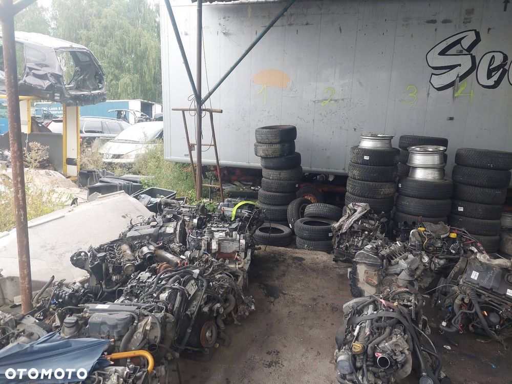 SILNIK DIESEL POMPKI TURBO TOURAN I 1.9 TDI BLS 038130073BN 54399880072 - 9