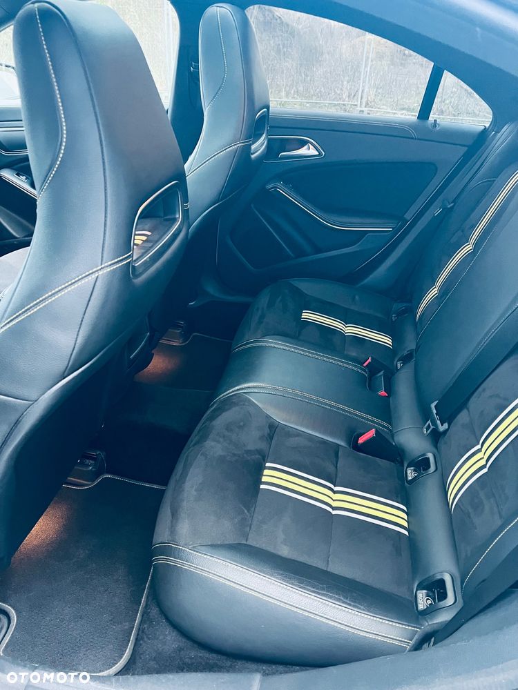 Mercedes-Benz CLA - 10