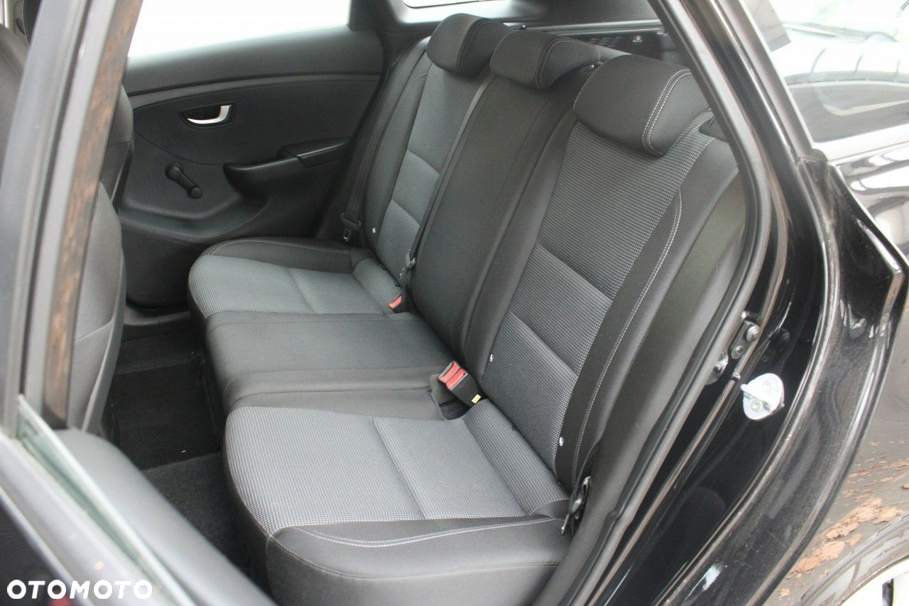 Hyundai i30 - 13