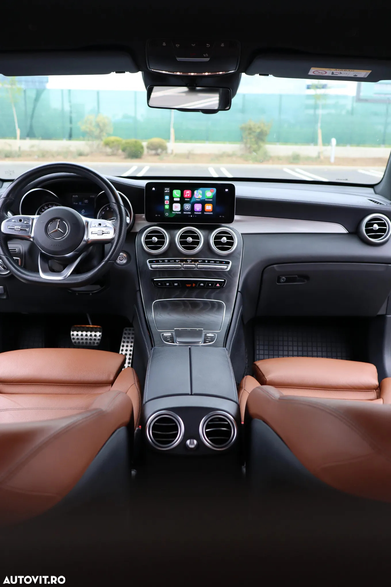 Mercedes-Benz GLC 200 4Matic 9G-TRONIC AMG Line - 2