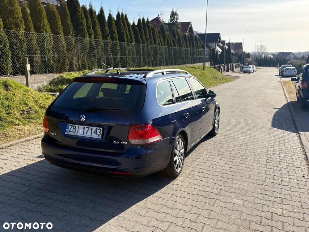 Volkswagen Golf 2.0 TDI DPF Comfortline - 3