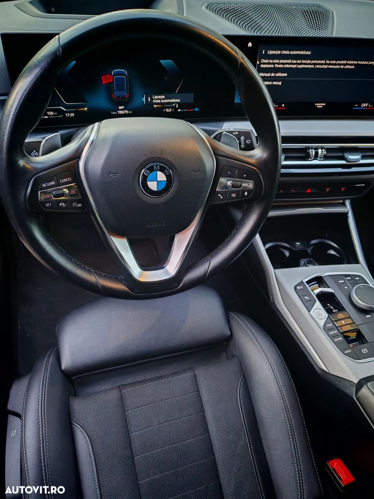 BMW Seria 3 318d Aut. - 37