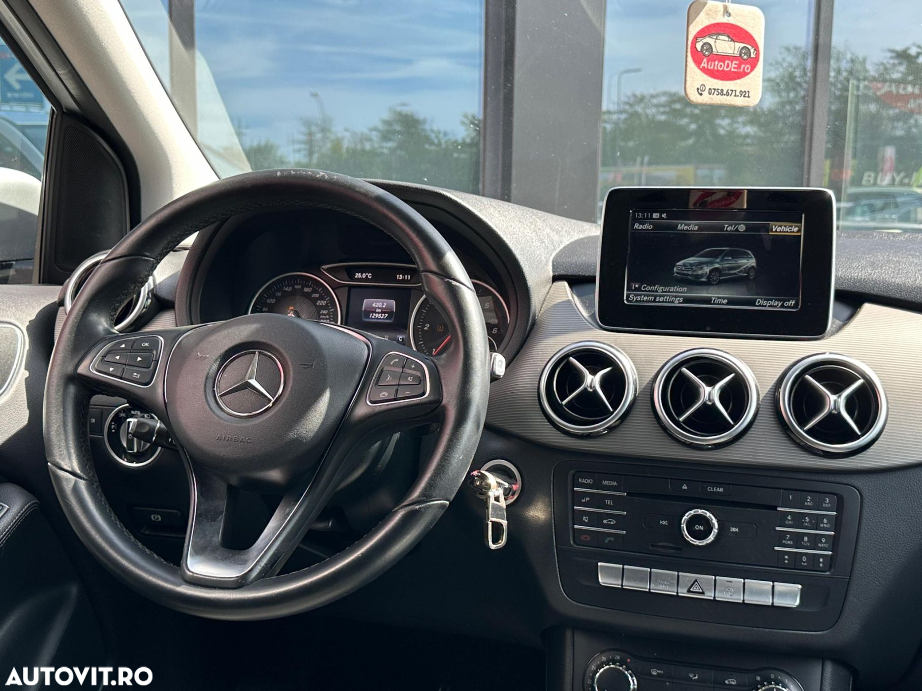 Mercedes-Benz B - 9