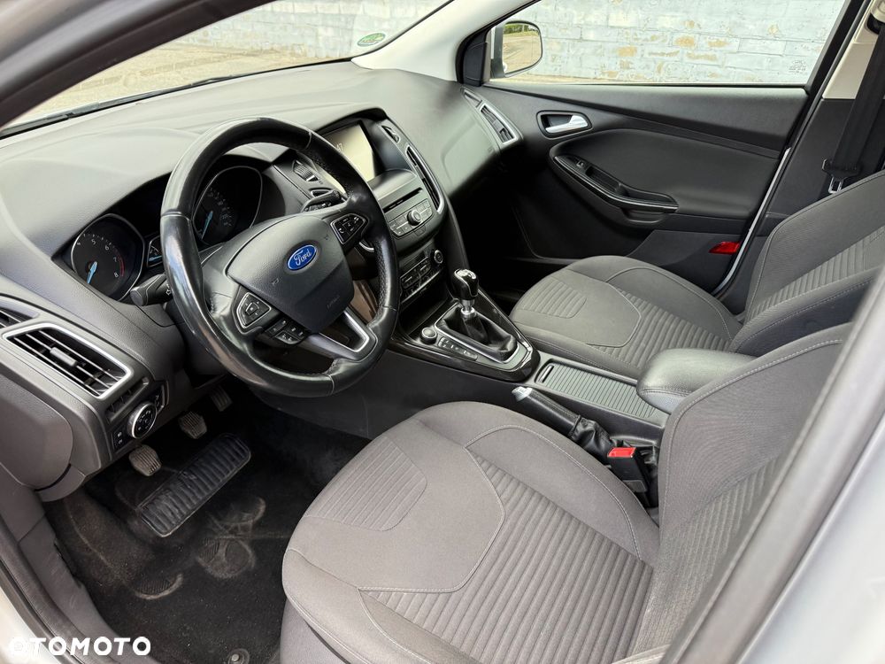 Ford Focus - 6