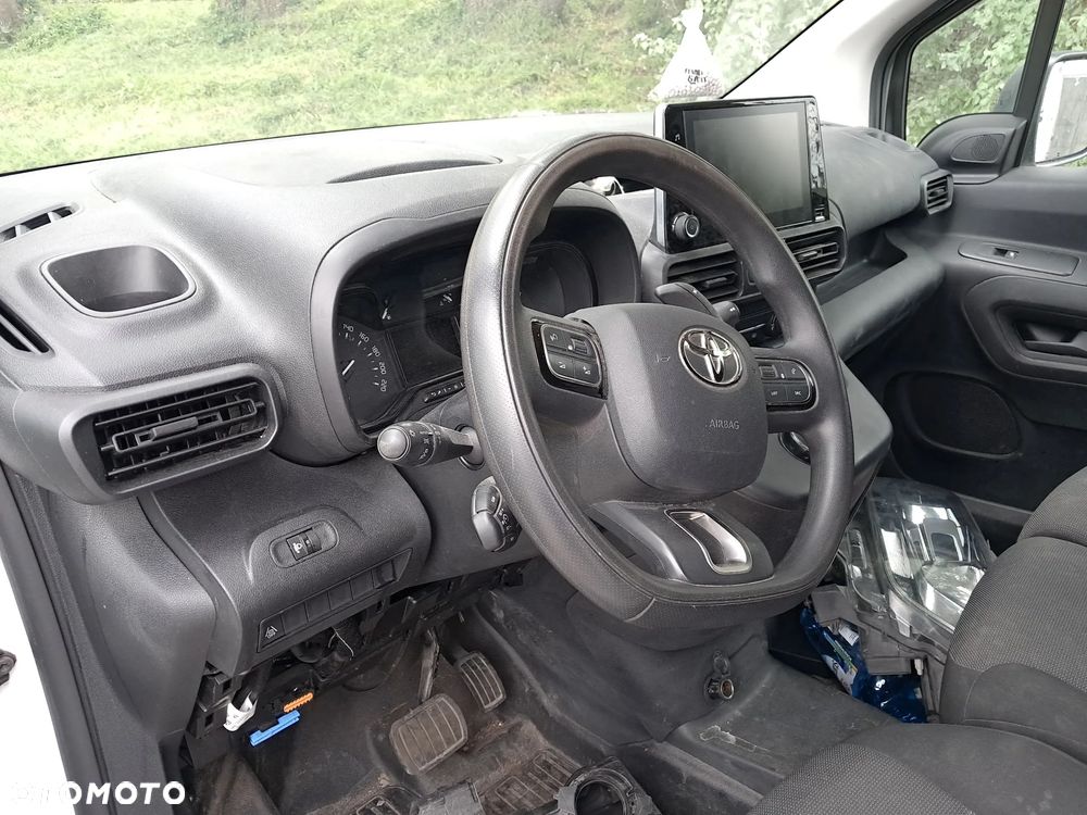 Toyota Proace City - 9
