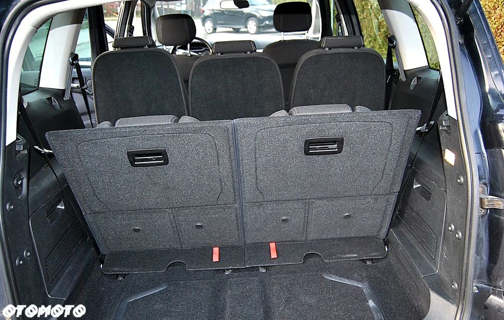 Ford S-Max 2.0 TDCi DPF Ambiente - 9