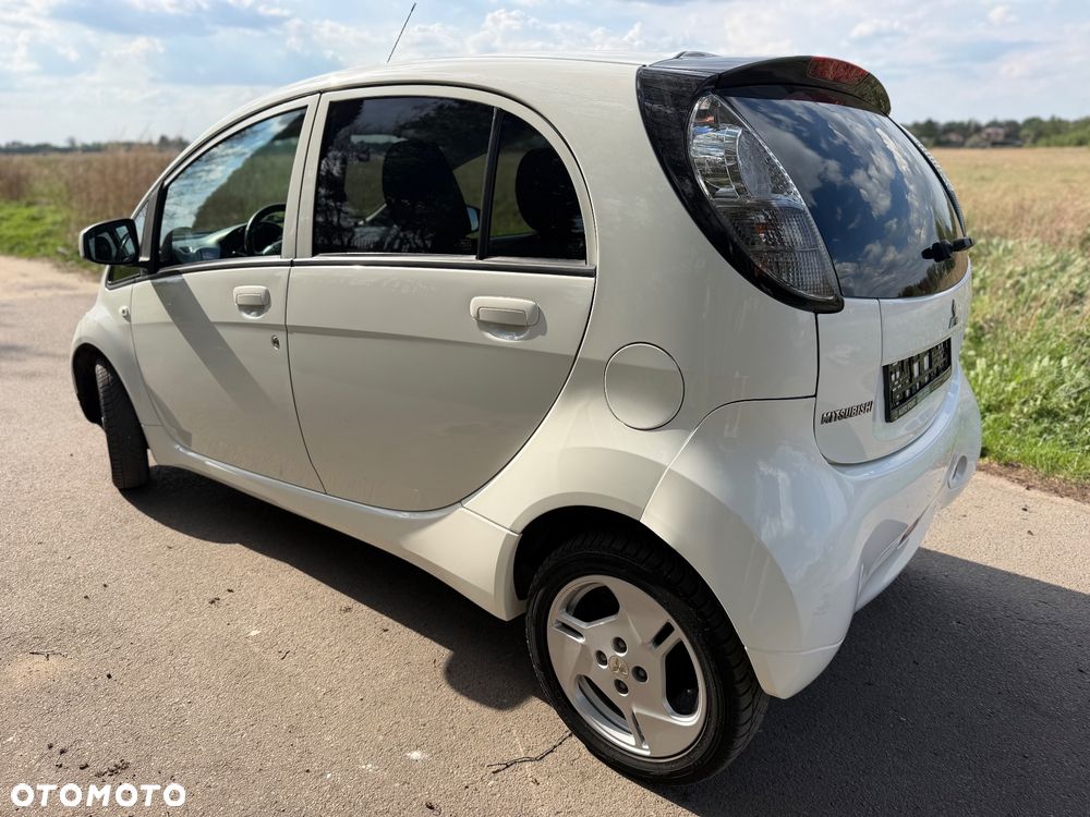 Mitsubishi i-MiEV Standard - 4