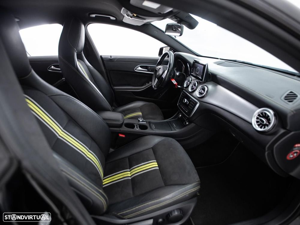 Mercedes-Benz CLA 220 - 10
