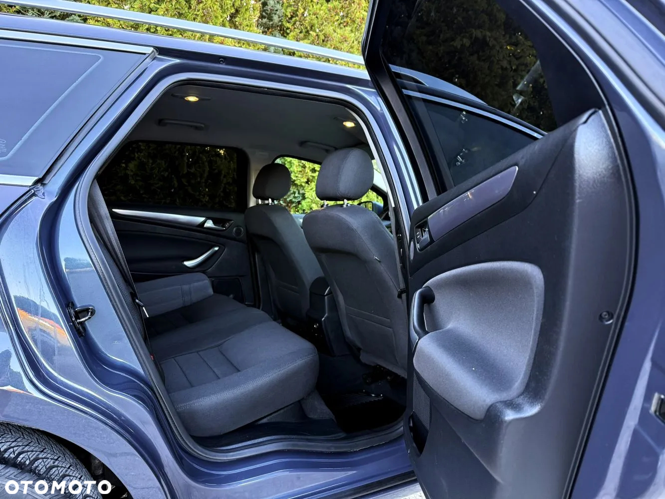 Ford Mondeo - 38