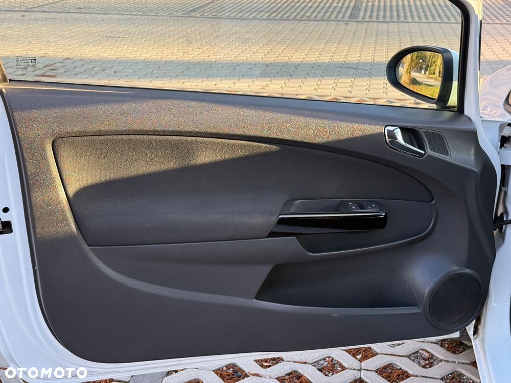 Opel Corsa - 7